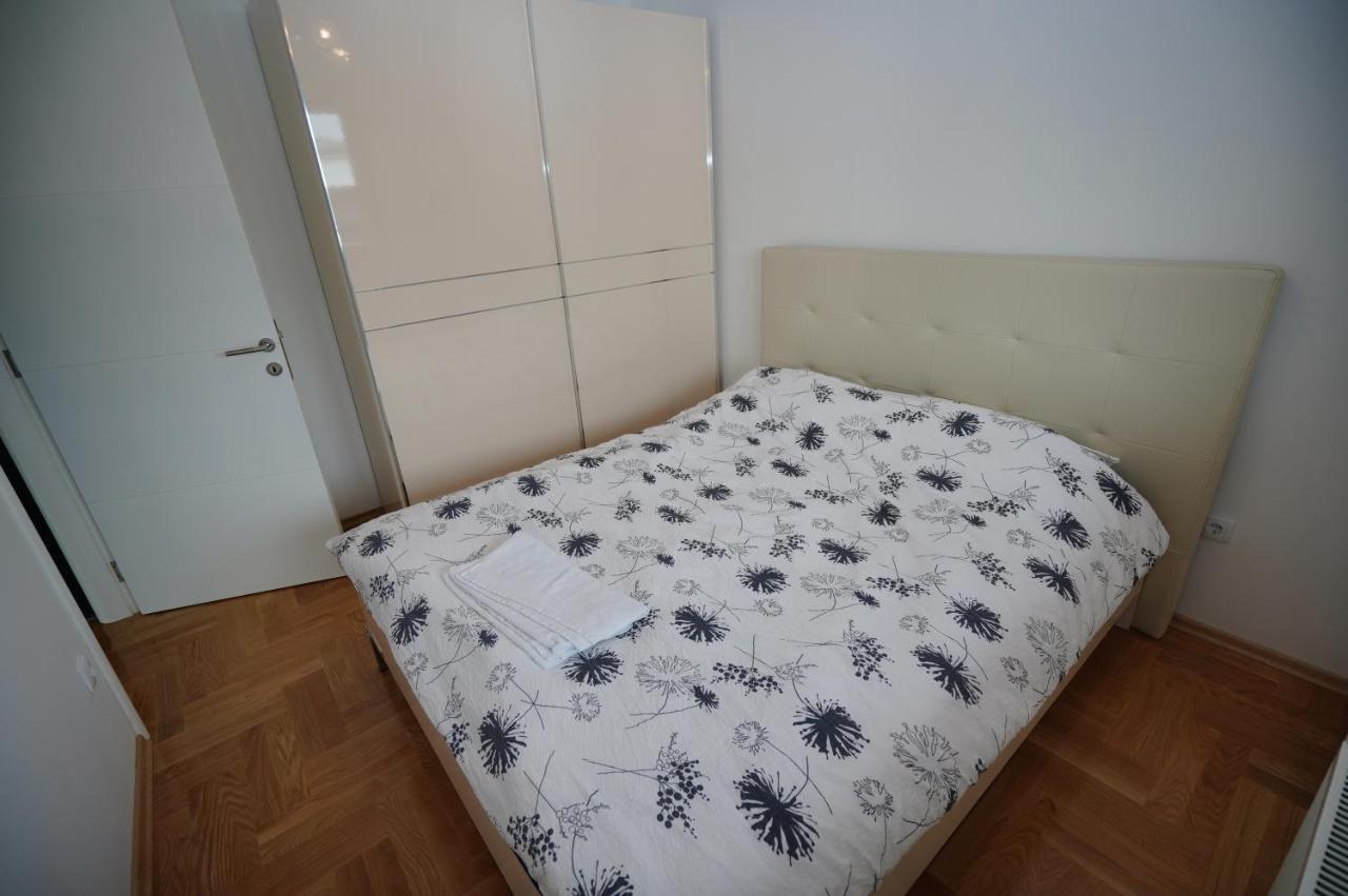 Apartman Venecija Баня-Лука Екстер'єр фото